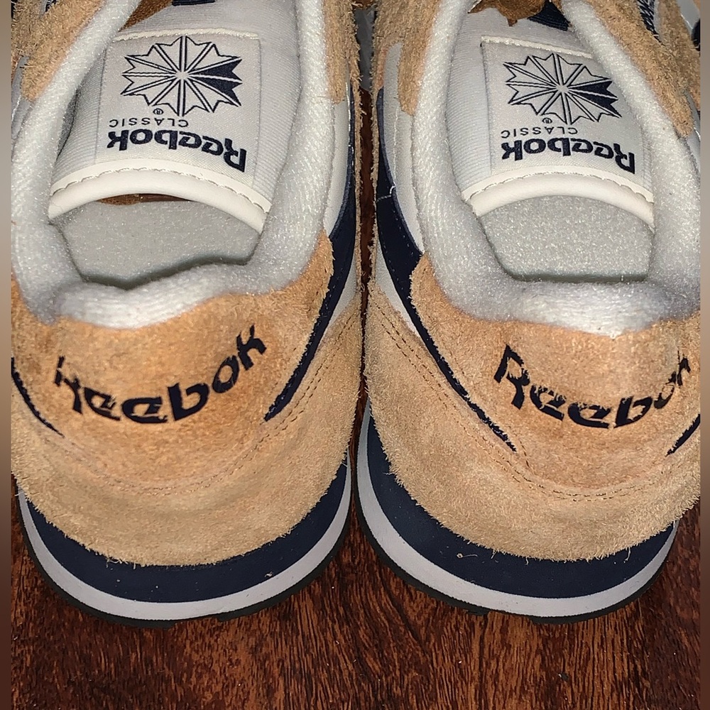 Reebok - Picture 9 of 14